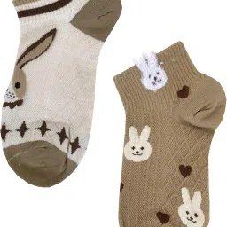 ally vinny sneaker socks for ladies | cute aesthetic design | printed ladies socks | good for daily use | image 2