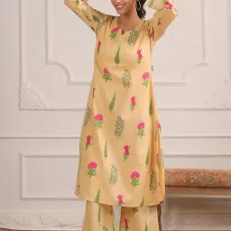 crafiqa Buttercream Mughal Boota Cotton Co-ord Set for Women image 2