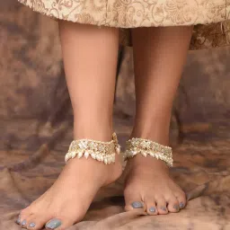 saraf rs jewellery Kundan Pearl Beaded Payal, Ethnic Bridal Anklet, Traditional Jewellery image 5