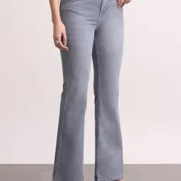 urbano fashion Women's Mid Rise Bootcut Washed Jeans Stretchable image 2