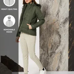 amazon brand - symbol Women's Quilted Jacket image 2