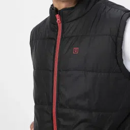 urbano fashion Men's Nylon Sleeveless Zippered Standard Length Puffer Jacket image 5