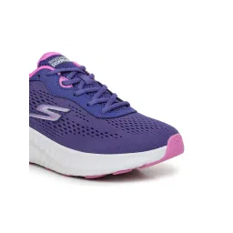 SKECHERS Women Navy Blue GO RUN NOW Running Shoes image 4