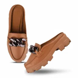 froh feet Slip-On Casual Shoes with Chain Accent image 1