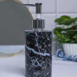 market 99 Plastic Soap Dispenser image 1