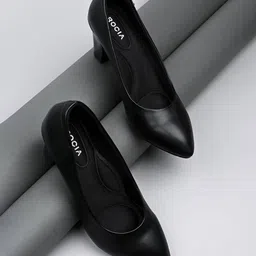 rocia Women Slip-On Pointed-Toe Pumps image 1