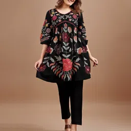 tikhi imli Women Floral Print 2-Piece Co-Ord Set image 1