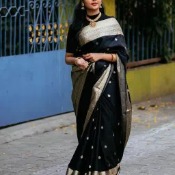 anjaneya sarees Banarasi Kanjivaram Silk Saree image 1