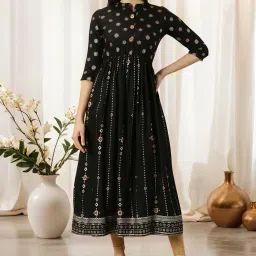 fulera Women Embroidered Anarkali Kurta image 1