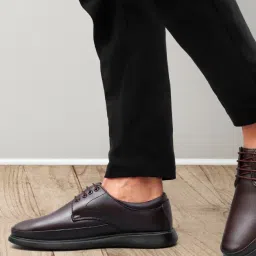 shuan Men Lace-Up Regular Fit Derbys image 1