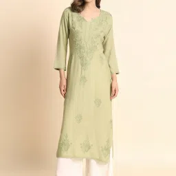 vairagee Embroidered Straight Kurta image 1