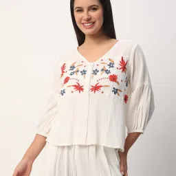 r&b Women Embroidered Top with V-Neck image 1