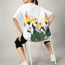 the hollander Women Graphic Print Oversized Fit Round-Neck T-Shirt image 1