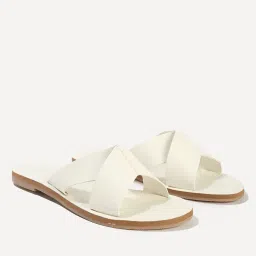 outryt by azorte Women Criss-Cross Strap Flat Sandals image 1