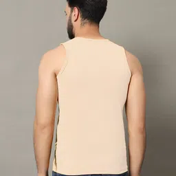 relane Men Graphic Sleeveless Vest image 2