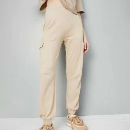max Women Athleisure Cargo Joggers image 2