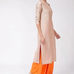 pannkh Embroidered Straight Kurta image 2