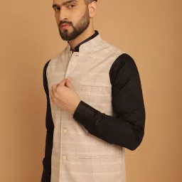 even Textured Nehru jacket image 2
