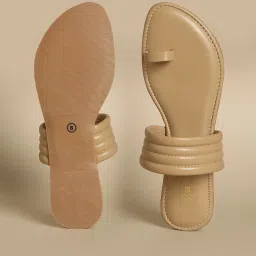 acai Quilted Toe-Ring Flat Sandals image 2