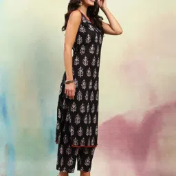 v s creation Women Printed Straight Kurta Set image 2