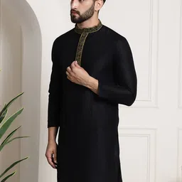 sojanya Paisley Print Mandarin-Collar Kurta image 2