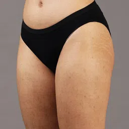 never neud Bikinis with Elasticated Waistband image 2