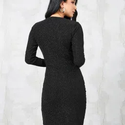 styli Women Ruched V-Neck Wrap Dress image 2