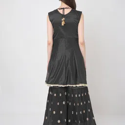 chhabra 555 Floral Embroidered Kalidar Kurta Set with Dupatta image 2