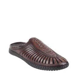 metro Men Slip-On Shoes with Flat Heels image 2