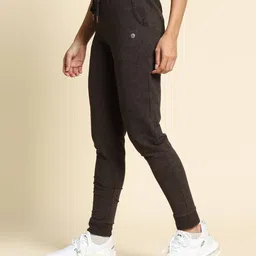 van heusen Women Printed Joggers with Insert Pockets image 2