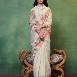 ri-wah Women Silk Saree with Tassels image 2