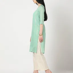 aabta Striped Straight Kurta with Embellished Neckline image 2