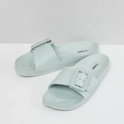 max Solid Slip-On Slides image 2