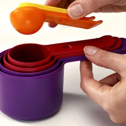 joseph joseph Set of 8 Measuring Cups image 2