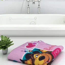 athom living Mash & The Bear Print Bath Towel image 2