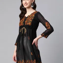 weavetech impex Embroidered Chikankari Straight Kurti image 2