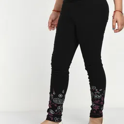 indiweaves Pack of 3 Printed Leggings image 2