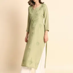 vairagee Embroidered Straight Kurta image 2