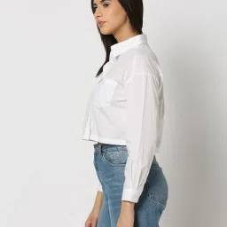 lee cooper Women Relaxed Fit Crop Shirt image 2
