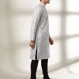 samav Printed Slim Fit Kurta with Insert Pocket image 2