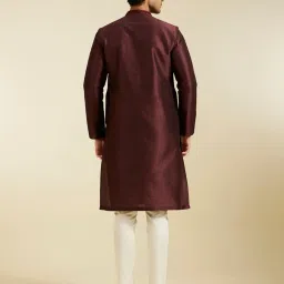 diwas by manyavar Men Embroidered Regular Fit Kurta image 2