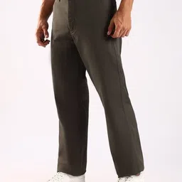 calvin klein jeans Men Mid-Rise Straight Fit Trousers image 2