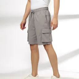 teamspirit Men Geometric Patterned Regular Fit Cargo Shorts image 2