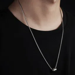 designs & you Men Triple Rings Circular Pendant Necklace image 2