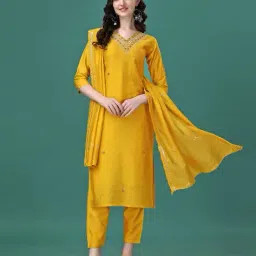 berrylicious Women Embroidered Straight Kurta Set image 2