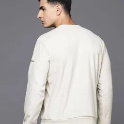 columbia Men Regular Fit Sweatshirt with Round Neck image 3