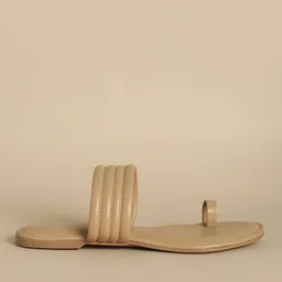 acai Quilted Toe-Ring Flat Sandals image 3