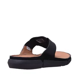 clarks Thong-Strap Flat Sandals image 3