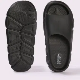 yousta Men Slip-On Slides image 3
