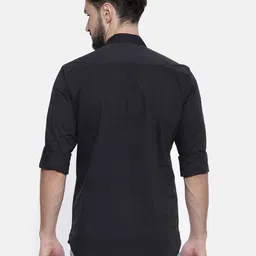 cross court Slim Fit Short Kurta with Mandarin Collar image 3